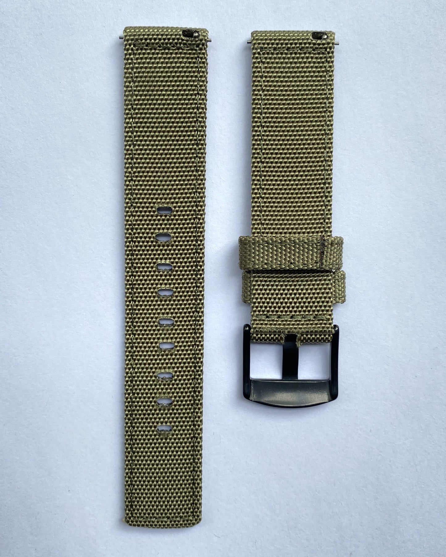 Water resistant watch straps 20mm (Black Buckle)