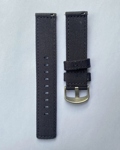 Water resistant watch straps 22mm. (Steel Buckle)