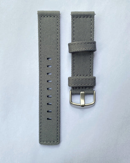 Water resistant watch straps 22mm. (Steel Buckle)